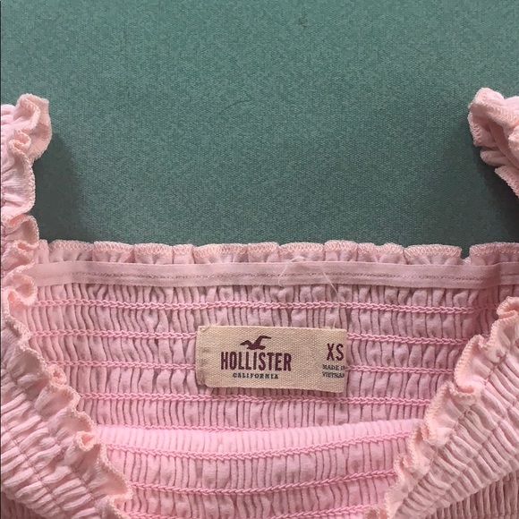 Off the Shoulder Crop Top - Picture 3 of 3